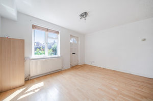Lounge- click for photo gallery